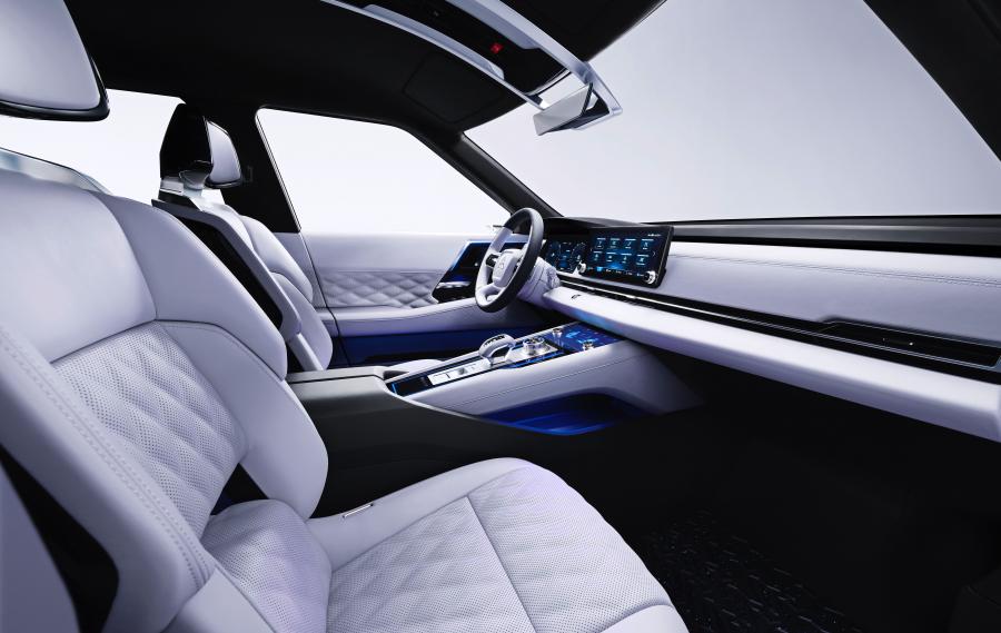  Mitsubishi Engelberg Tourer 2019 года  (фото 35 из 38)